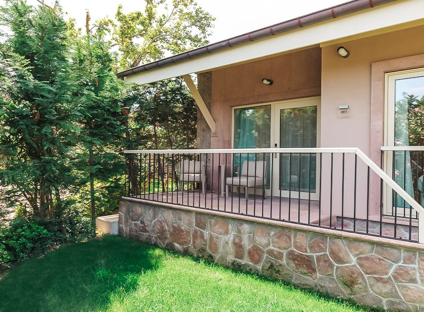 D Resort Ayvalık Bahçe Manzaralı Bungalov oda kartı genel görünüm
